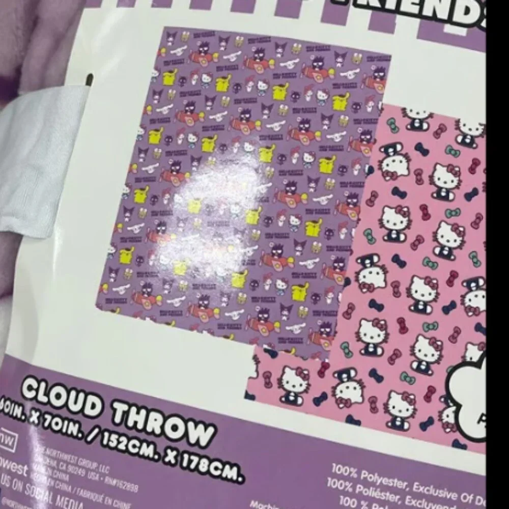 2 brand new hello kitty blankets